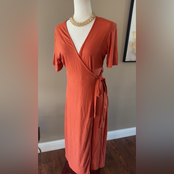 Wrap ribbed stretchy and soft midi dress medium - Picture 10 of 11